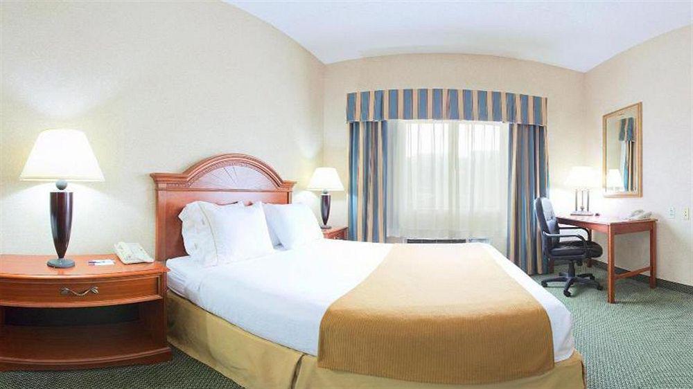 Holiday Inn Express Hotel Pittsburgh-North/Harmarville By Ihg Exterior photo